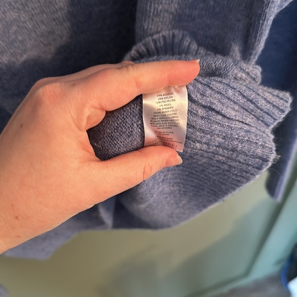 Turtle Neck Sweater - Picture 3 of 5